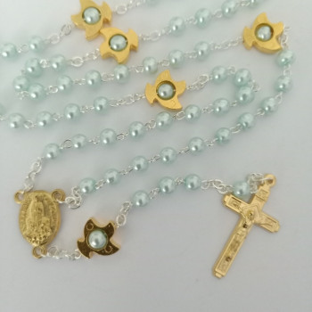Rosary Faux Pearl Green + Dove